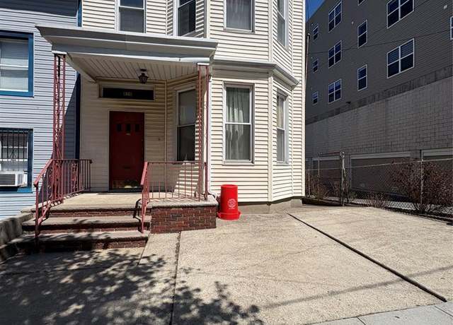 Property at 810 19th St, Union City, NJ 07087, 4 beds, 2 baths