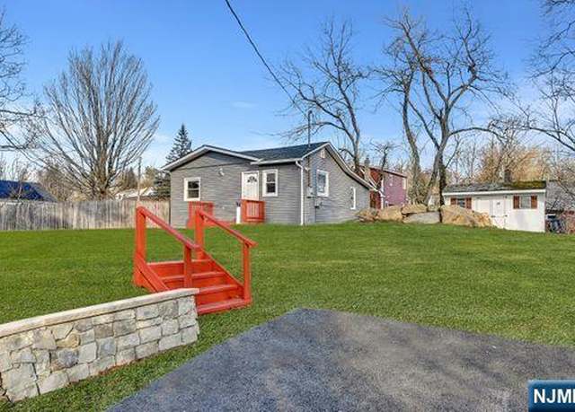 Property at 14 Harvey Rd, West Milford, NJ 07421, 1 bed, 1 bath