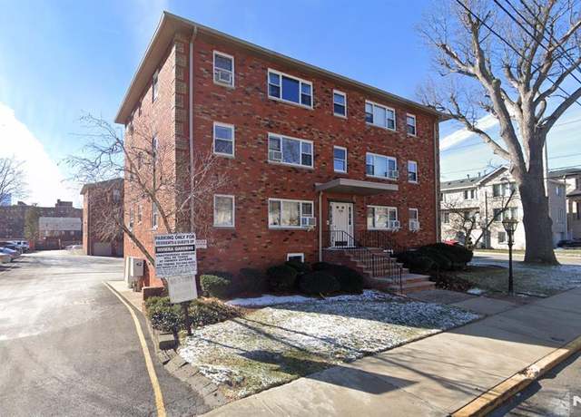 Property at 2430 8th St Unit 6D, Fort Lee, NJ 07024, 2 beds, 1 bath