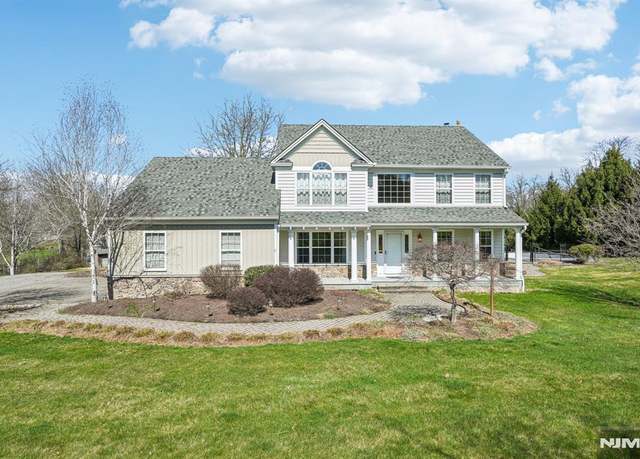Property at 53 Lime Kiln Rd, Columbia, NJ 07832, 4 beds, 2.5 baths