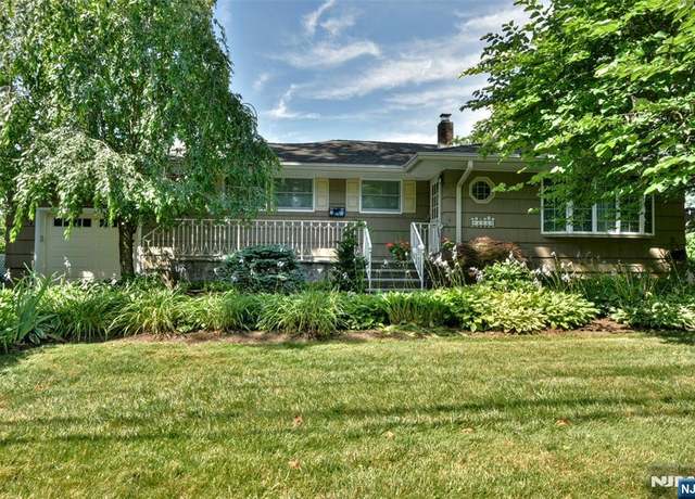 Property at 484 Hoover Ave, Twp Of Washington, NJ 07676, 3 beds, 2 baths