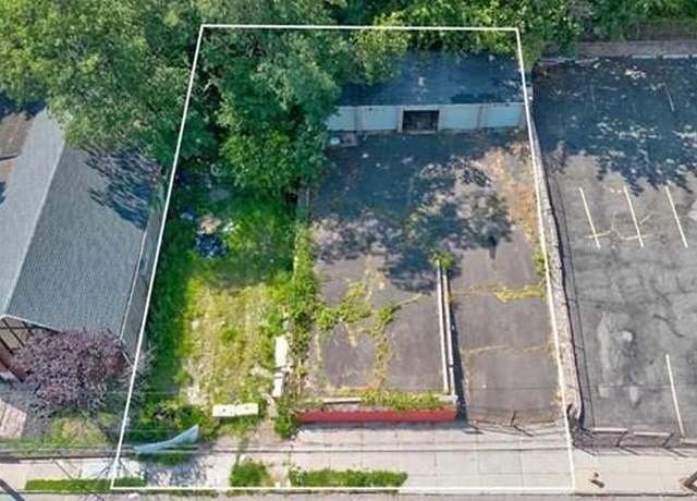 Property at 117 Camden St, Newark, NJ 07103