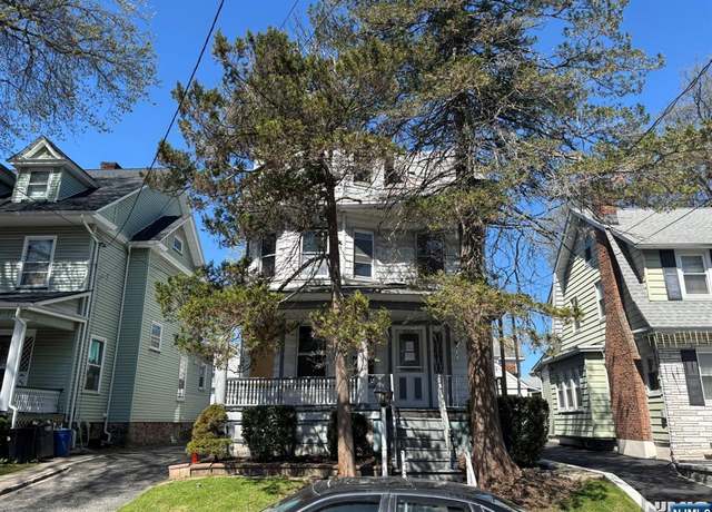 Property at 900 Lake St, Newark, NJ 07104, 3 beds, 1 bath