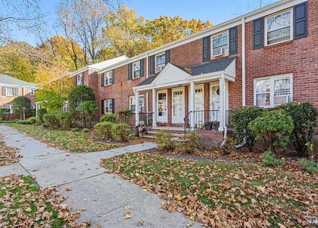 Property at 191 Knickerbocker Rd #20, Englewood, NJ 07631, 2 beds, 1 bath