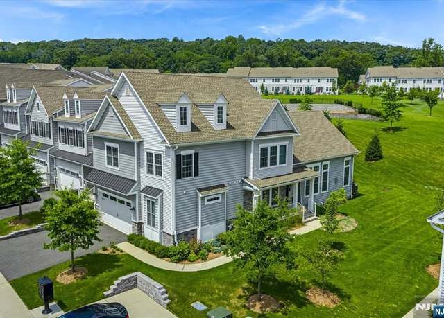 Property at 20 Juniper Ct, Cedar Grove, NJ 07009, 4 beds, 3.5 baths