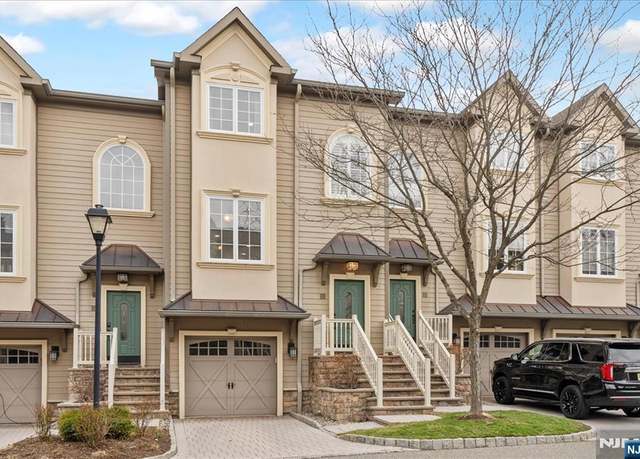 Property at 1 Glen Rock Sq Unit B3, Glen Rock, NJ 07452, 2 beds, 2.5 baths