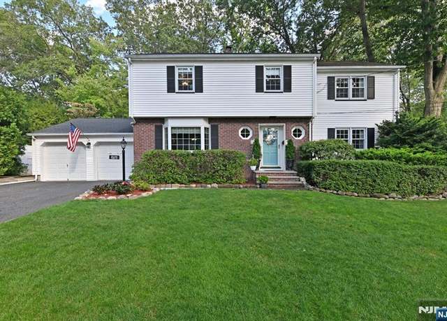 Property at 525 Colonial Blvd, Twp Of Washington, NJ 07676, 4 beds, 2 baths