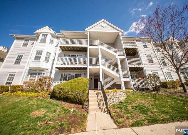 Property at 865 Juniper Way, Mahwah, NJ 07430, 2 beds, 2 baths