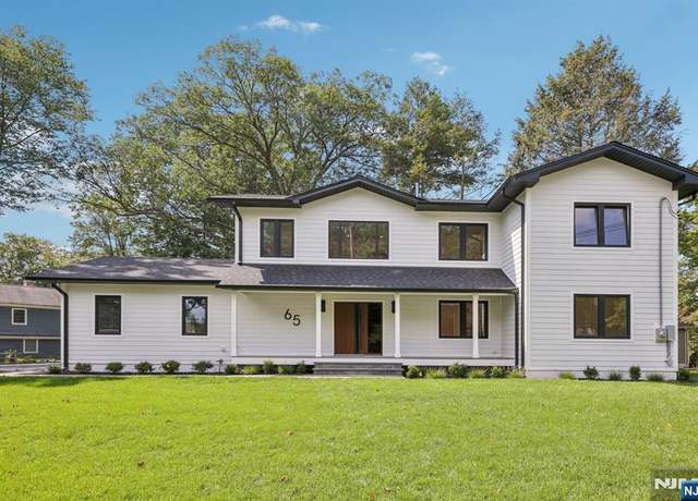 Property at 65 New St, Allendale, NJ 07401, 4 beds, 4.5 baths