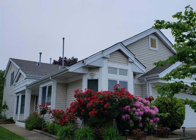 Property at 2393 Coral Leaf Rd, Other Areas, NJ 08755, 2 beds, 3 baths