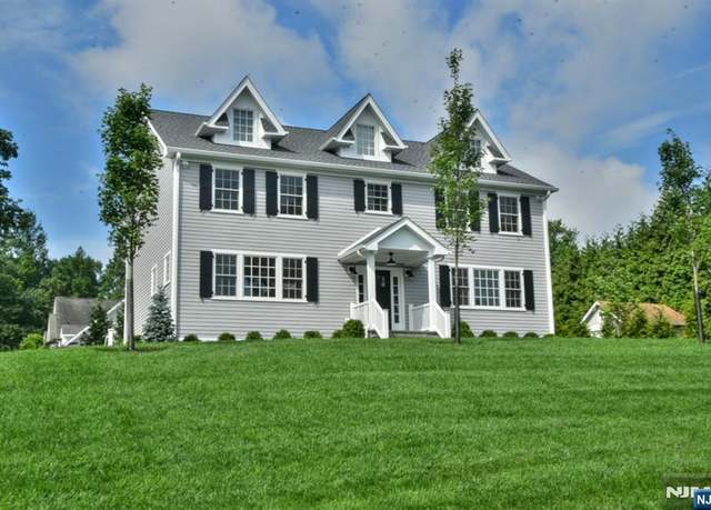 Property at 201 Hillside Ave, Wyckoff, NJ 07481, 5 beds, 4.5 baths