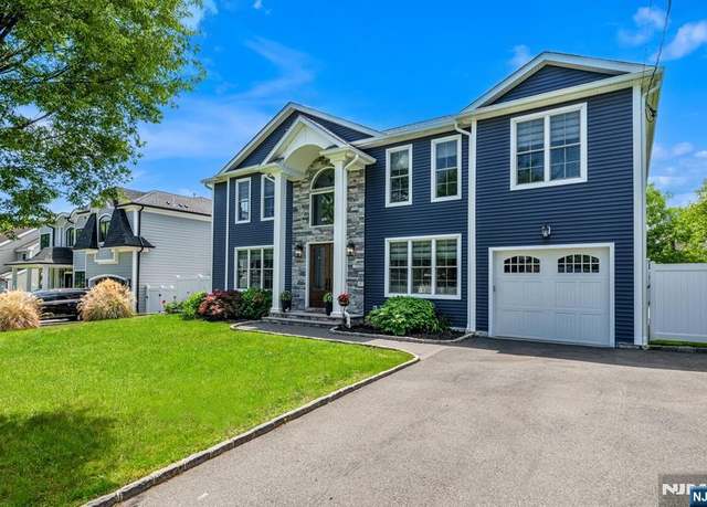Property at 170 Reid Way, Paramus, NJ 07652, 5 beds, 4 baths