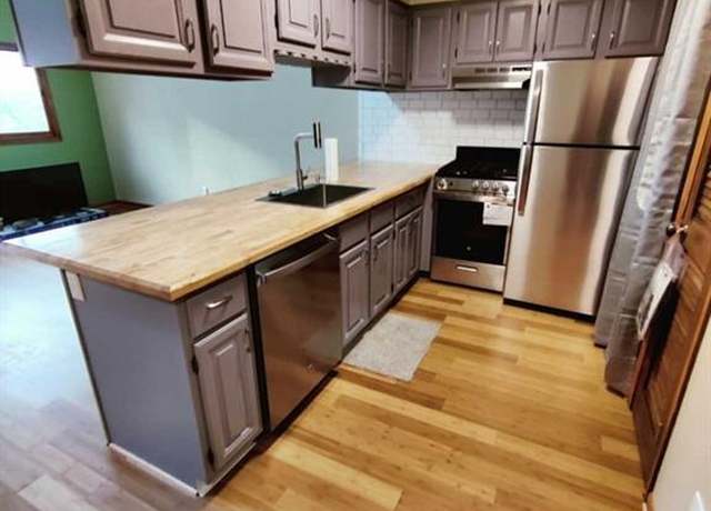 Property at 2 E Davos Dr #4, Vernon, NJ 07462, 2 beds, 1 bath