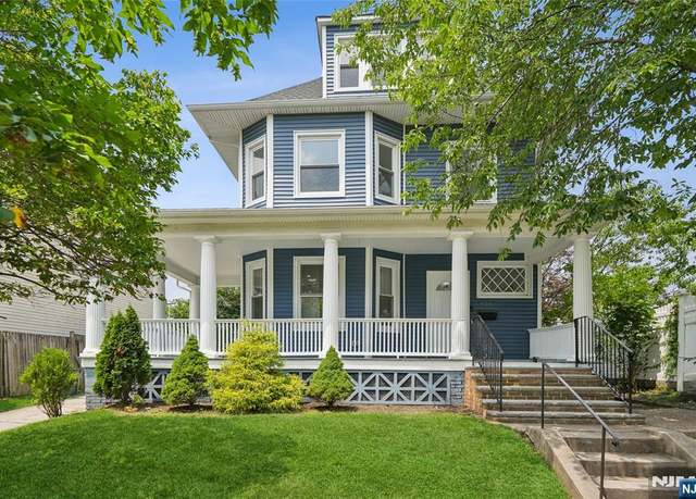 Property at 622-624 Ridge St, Newark, NJ 07104, 6 beds, 3.5 baths