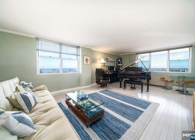 Property at 6040 Boulevard East Unit 27H, West New York, NJ 07093, 1 bed, 1 bath