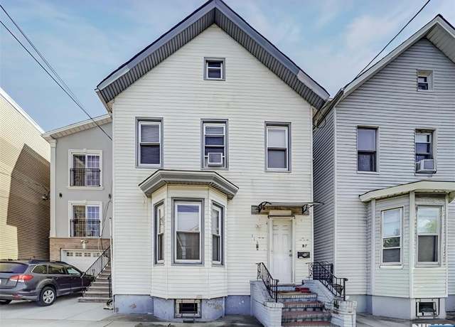 Property at 313 Warren St, Harrison, NJ 07029, 4 beds, 3 baths