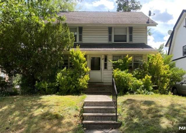 Property at 43 Laurel Ave, East Orange, NJ 07017, 4 beds, 1 bath