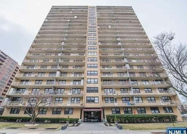 Property at 285 Aycrigg Ave Unit 22D, Passaic, NJ 07055, 1 bed, 1 bath