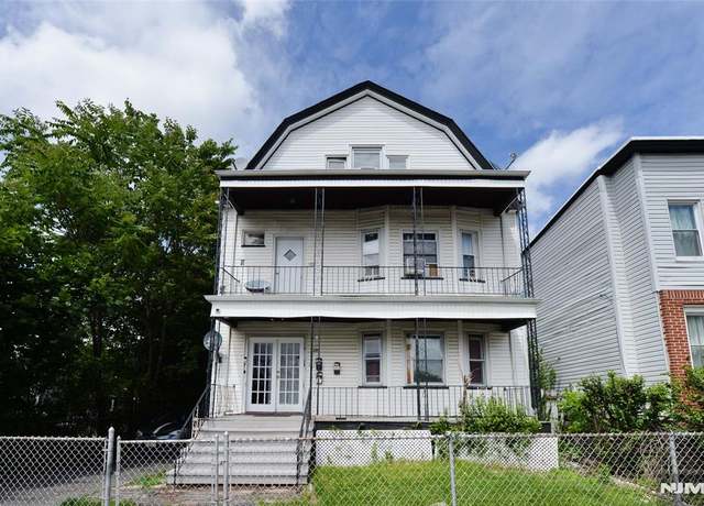 Property at 630 William St, East Orange, NJ 07017, 10 beds, 4 baths