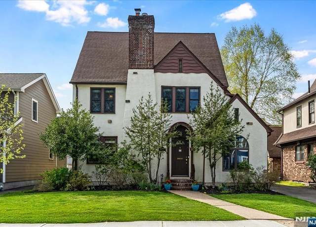 Property at 22 Spencer Rd, Glen Ridge, NJ 07028, 4 beds, 3 baths