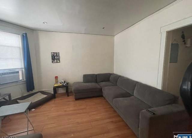 Property at 783 S 13th St, Newark, NJ 07108, 6 beds, 2 baths