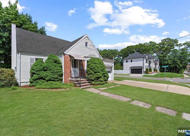 Property at 116 Central Ave, Rochelle Park, NJ 07662, 3 beds, 1.5 baths