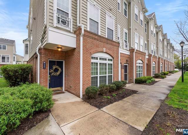 Property at 1301 Hamilton St, Belleville, NJ 07109, 2 beds, 2.5 baths