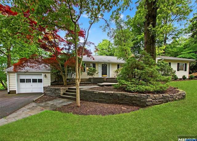Property at 306 Cedar Hill Ave, Wyckoff, NJ 07481, 4 beds, 3 baths