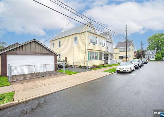 Property at 232 12th Pl, Prospect Park, NJ 07508