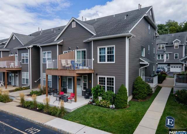 Property at 20 S Midland Ave Unit D7, Kearny, NJ 07032, 2 beds, 1.5 baths