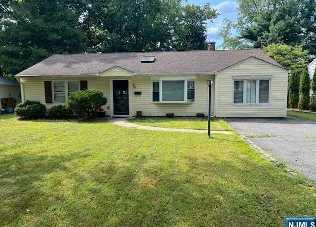 Property at 26 Morris Rd, West Orange, NJ 07052, 3 beds, 1 bath