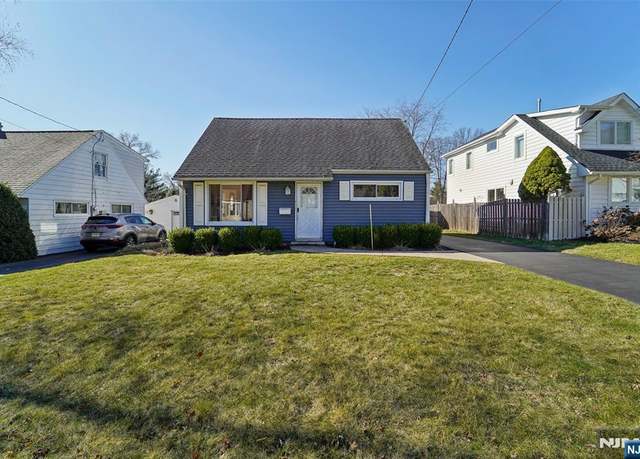 Property at 54 Richard Dr, Waldwick, NJ 07463, 4 beds, 2 baths