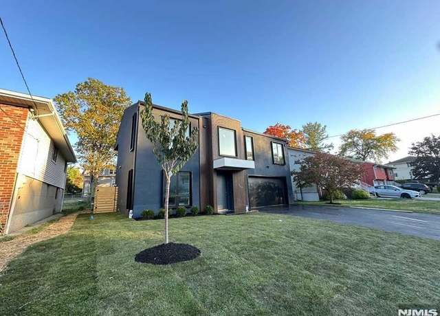 Property at 6 Henry St, Englewood Cliffs, NJ 07632, 4 beds, 4.5 baths