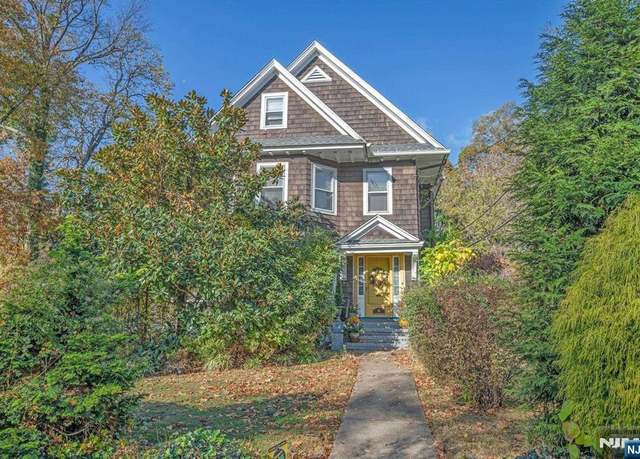 Property at 94 Willowdale Ave, Montclair, NJ 07042, 5 beds, 2.5 baths