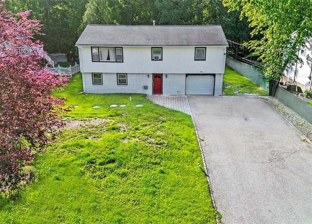 Property at 8 Glencross Rd, West Milford, NJ 07480, 4 beds, 2 baths