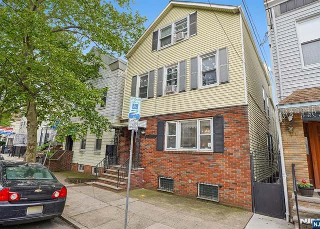 Property at 390 Lafayette St, Newark, NJ 07105, 6 beds, 4 baths