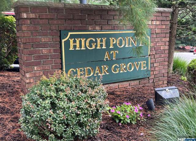 Property at 33 Highpoint, Cedar Grove, NJ 07009, 2 beds, 2.5 baths