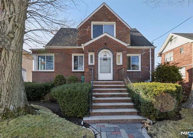 Property at 1105 Anderson Ave, Fort Lee, NJ 07024, 4 beds, 3 baths