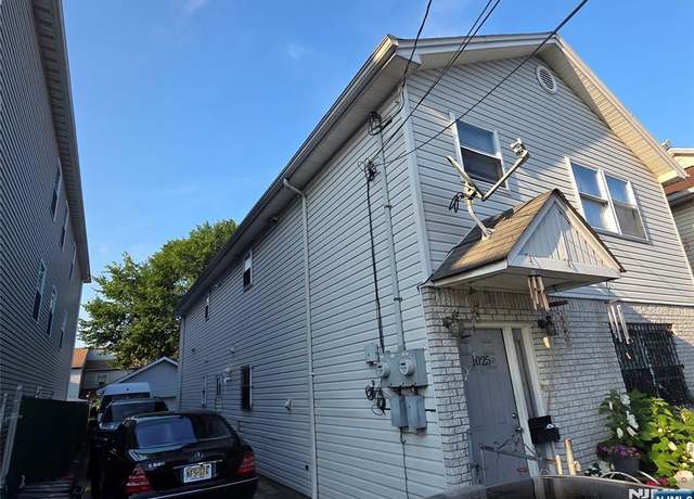 Property at 1025-1027 Lafayette St, Elizabeth, NJ 07201, 6 beds, 2 baths