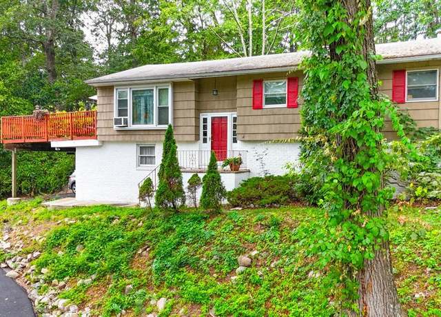 Property at 348 Conklintown Rd, Ringwood, NJ 07456, 3 beds, 3 baths
