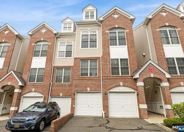 Property at 19 Nelke Ct #410, Hawthorne, NJ 07506, 2 beds, 2.5 baths