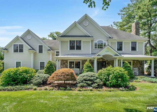 Property at 476 Fairfield Rd, Wyckoff, NJ 07481, 5 beds, 5.5 baths