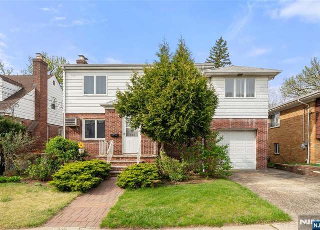 Property at 226 Mohegan Way, Fort Lee, NJ 07024, 3 beds, 2 baths