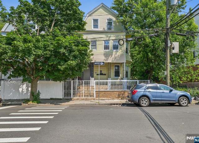 Property at 904 18th St, Newark, NJ 07108, 8 beds, 4 baths