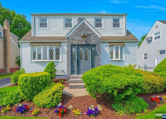 Property at 194 Charlton Ave, Lodi, NJ 07644, 4 beds, 4 baths