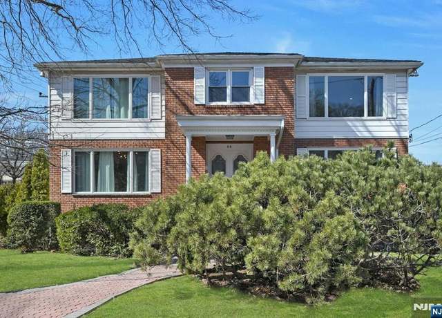 Property at 44 Birch St, Englewood Cliffs, NJ 07632, 4 beds, 3.5 baths