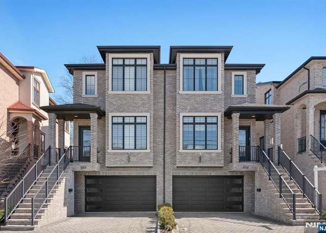 Property at 1050 Morningside Ln Unit B, Fort Lee, NJ 07024, 3 beds, 3 baths