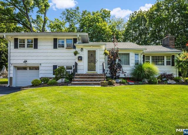 Property at 46 Leonard Dr, Waldwick, NJ 07463, 3 beds, 1.5 baths