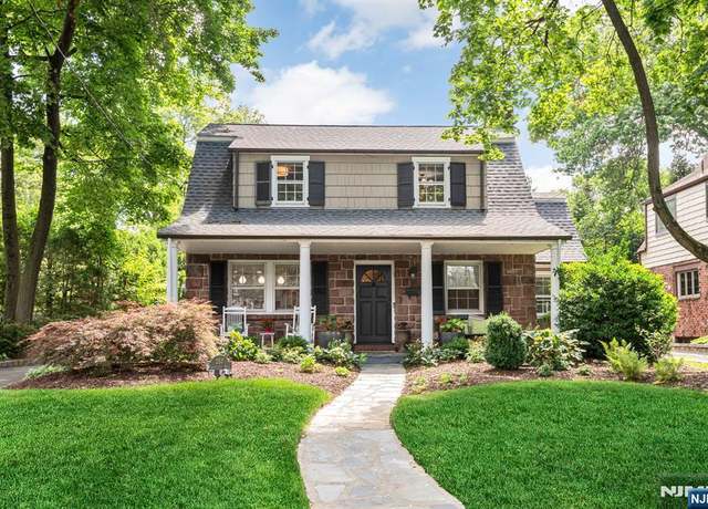 Property at 257 Kenilworth Rd, Ridgewood, NJ 07450, 3 beds, 1.5 baths