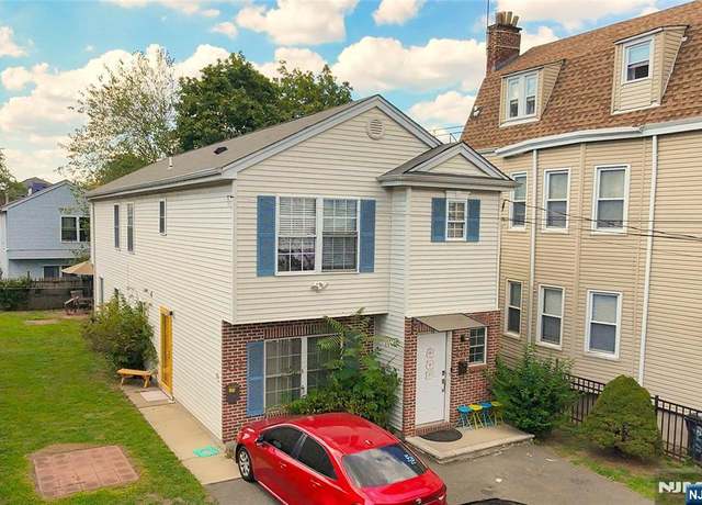 Property at 211-213 10th St, Newark, NJ 07107, 5 beds, 3 baths